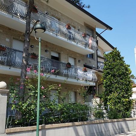 Hotel Acapulco Lignano Sabbiadoro Kültér fotó