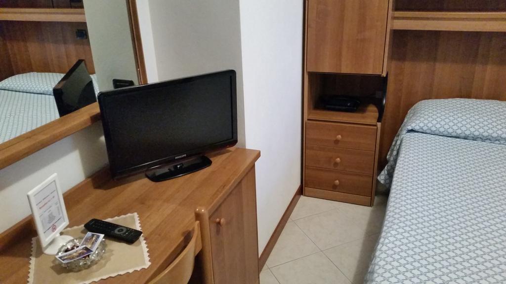 Hotel Acapulco Lignano Sabbiadoro Szoba fotó